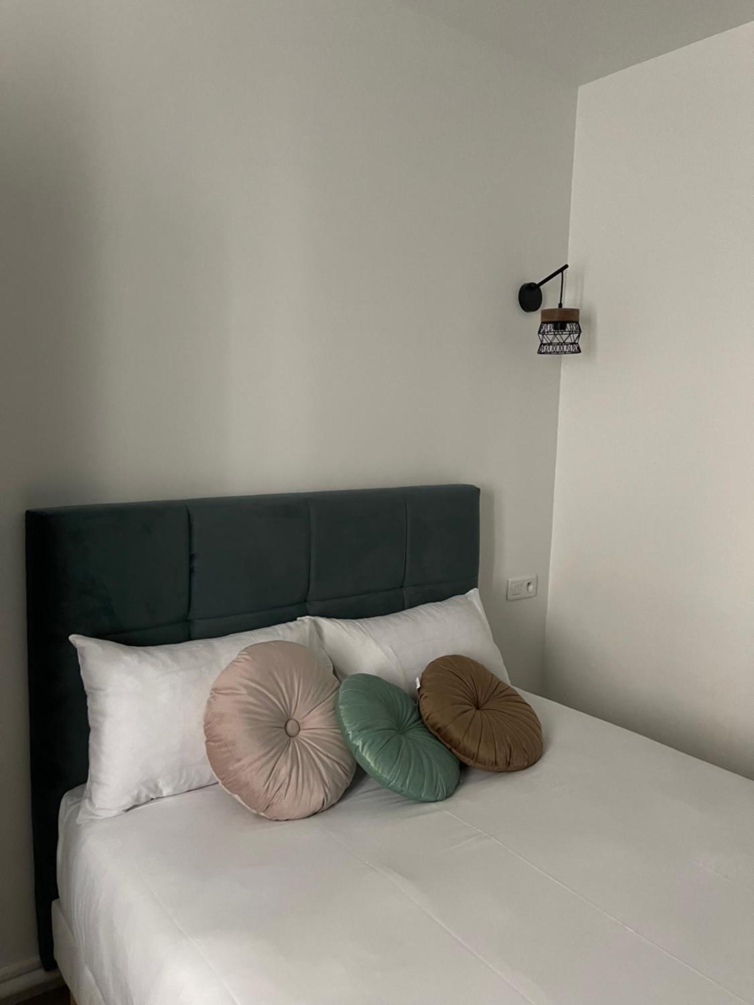 Hotel Maat Etoile Париж Екстериор снимка